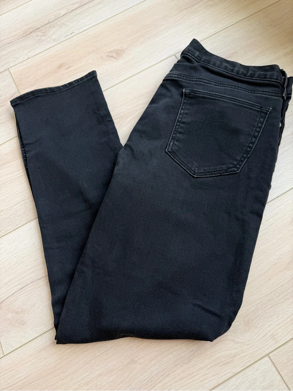Banana Republic Slim Fit Traveler Jeans
